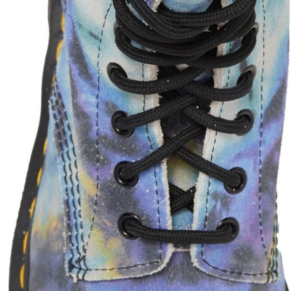 Dr. Martens 1460 Pascal Boot - Picture 6 of 6